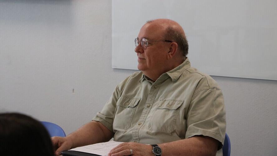 Honors course brings Vietnam War lessons to new generation