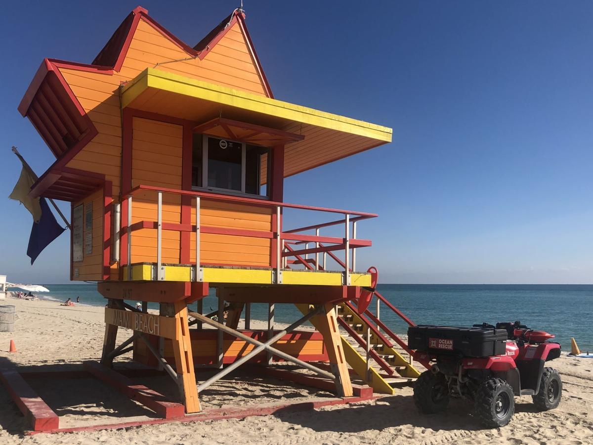 Art Deco lifeguard stand