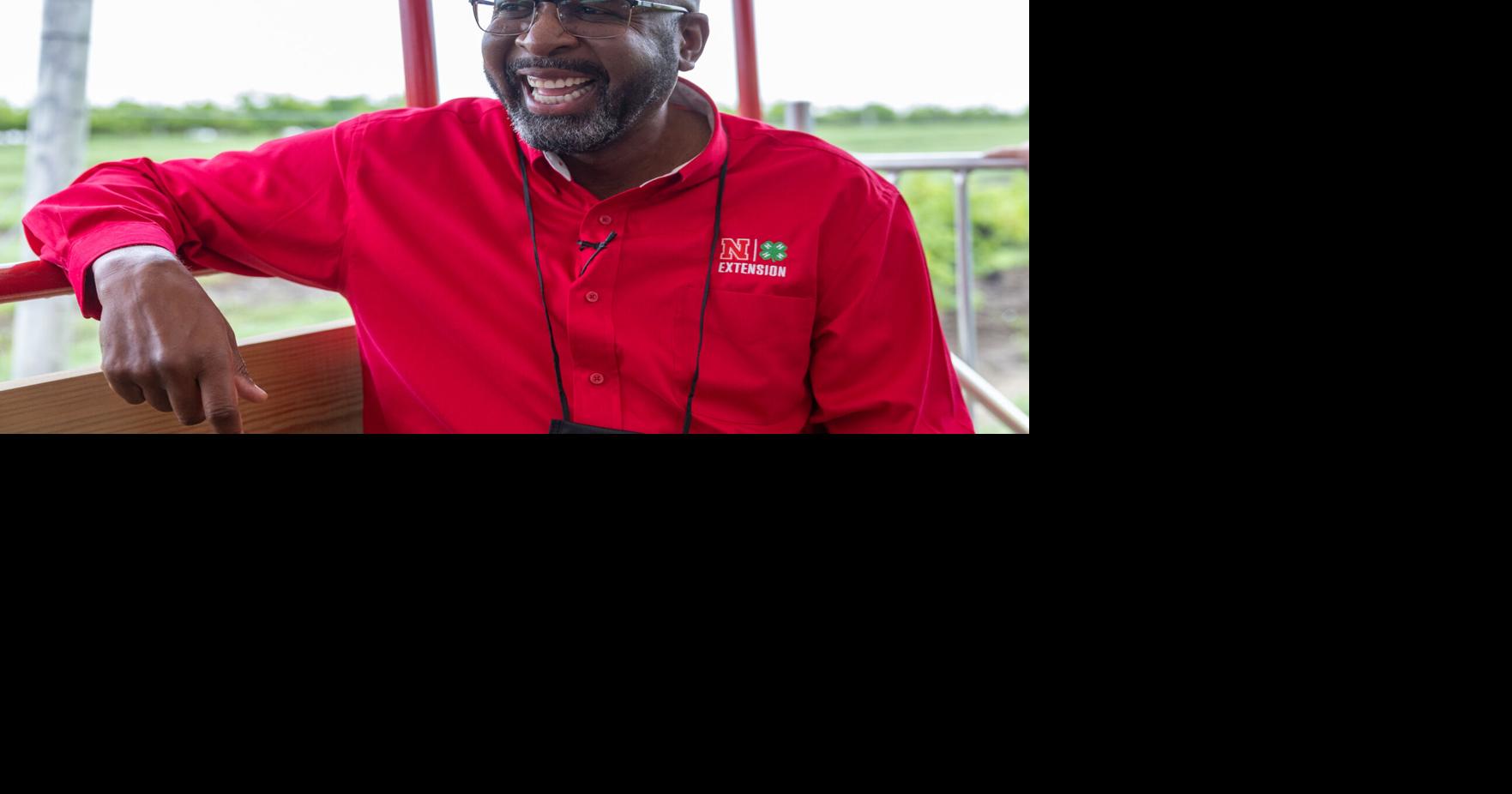 New UNL chancellor sees Nebraska on bus tour