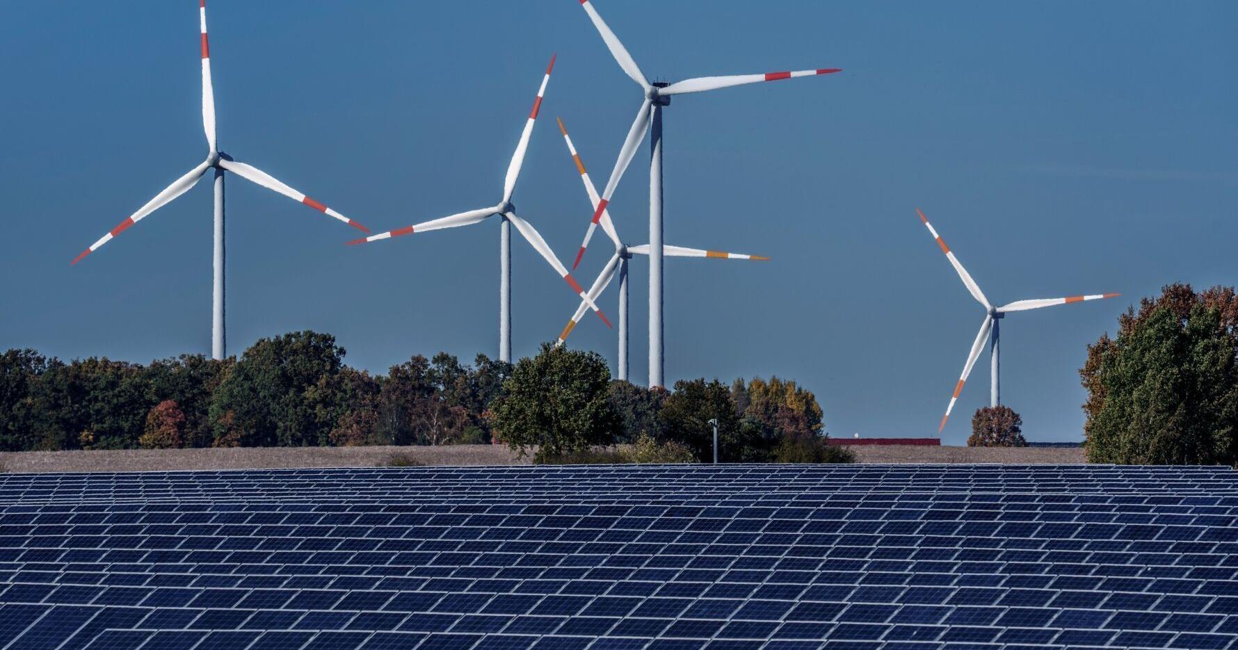 New requirements for renewable energy companies advances in Nebraska Legislature - Vimarsana News