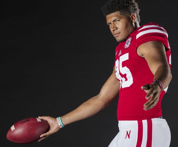 2017 Football Posed Photo Shoot