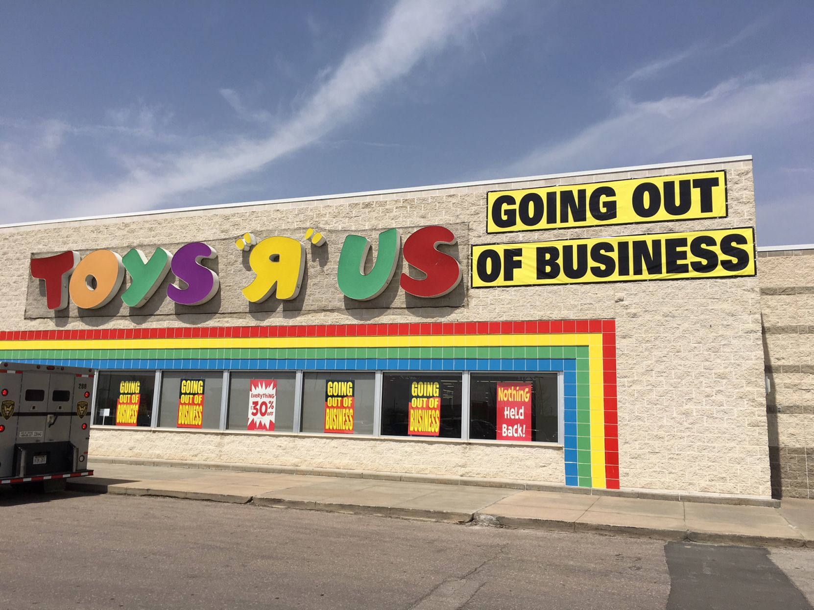 current toys r us locations current toys r us locations