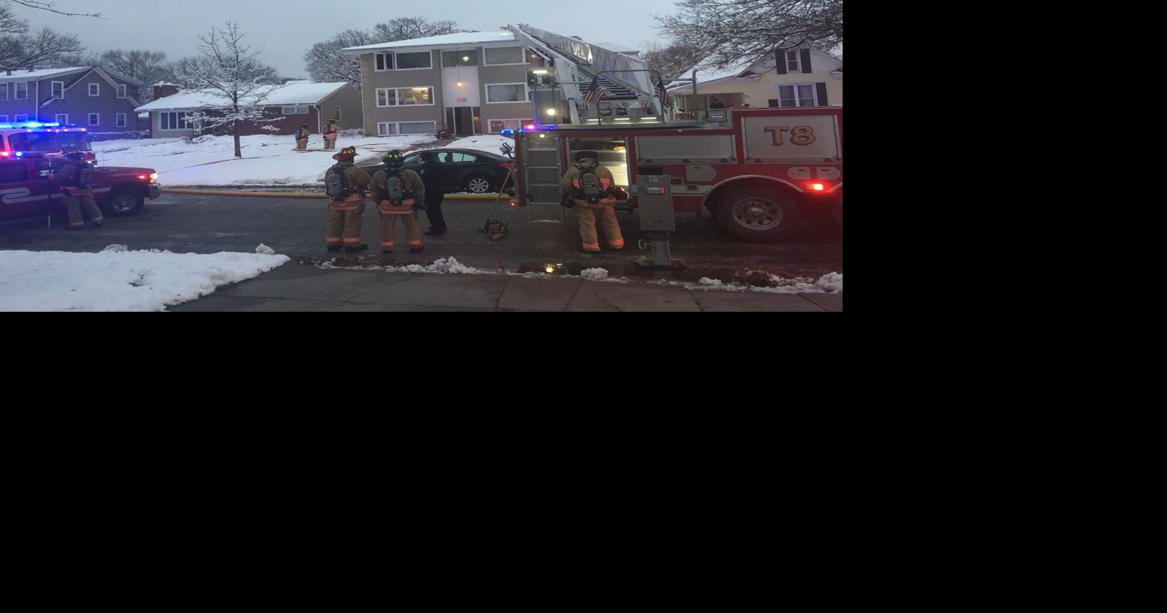 Crews extinguish apartment fire in south Lincoln
