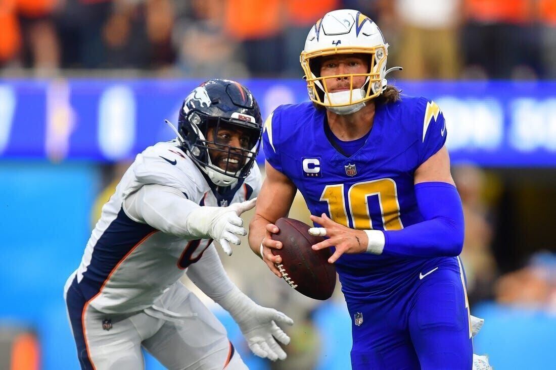 Chargers QB Justin Herbert (finger) out for rest of season