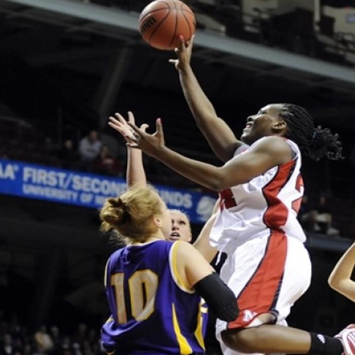 Nu Women Crush Northern Iowa Advance In Ncaa Tournament Women S