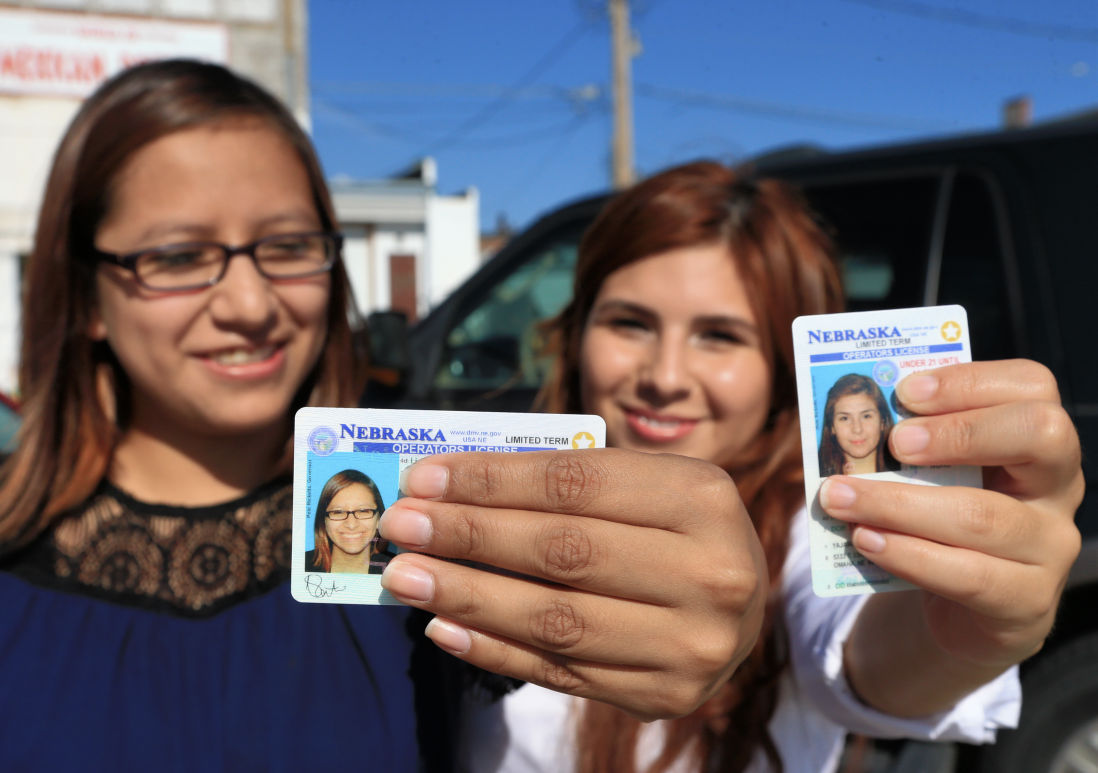 Yajaira Gonzalez, Fatima Flores-Lagunas