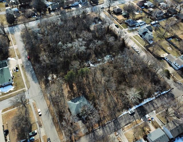 Holdrege property