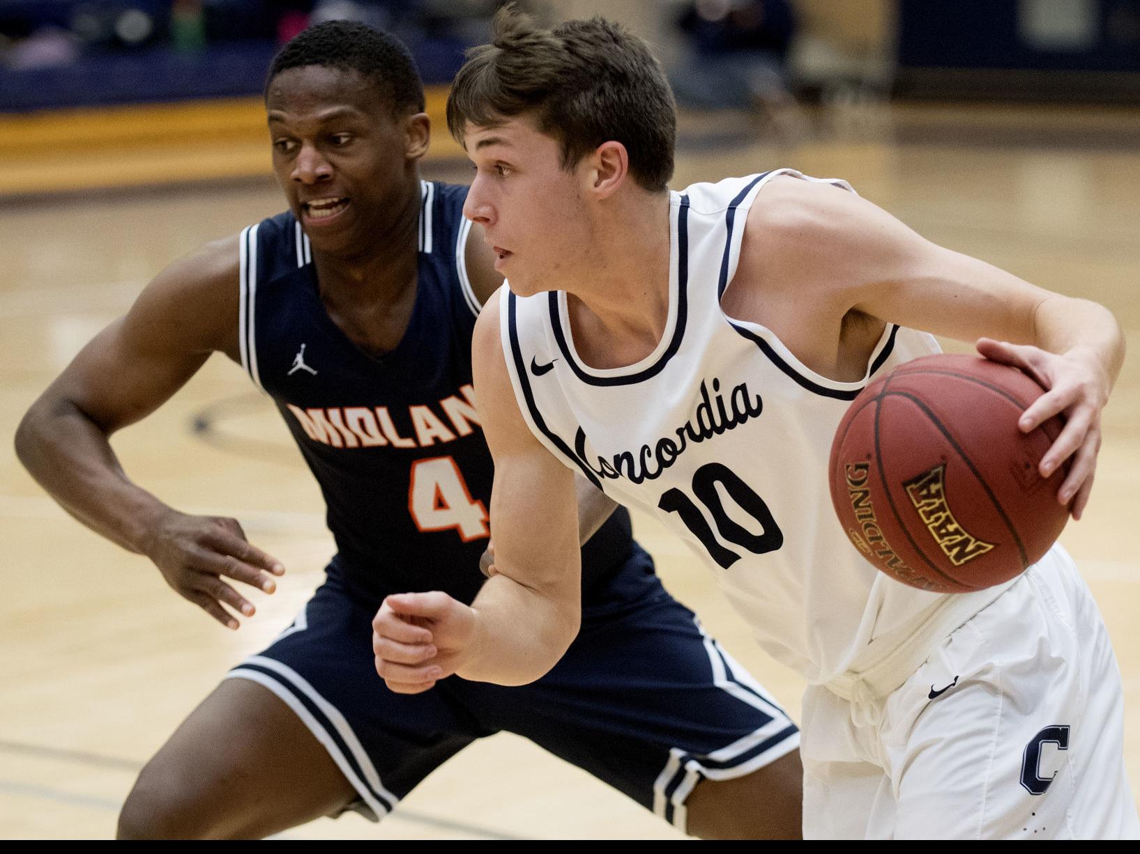 Limback Finds More Joy In Coaching Naia Tourney Team Than Playing