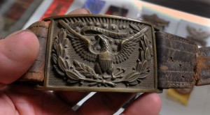 e pluribus unum belt buckle