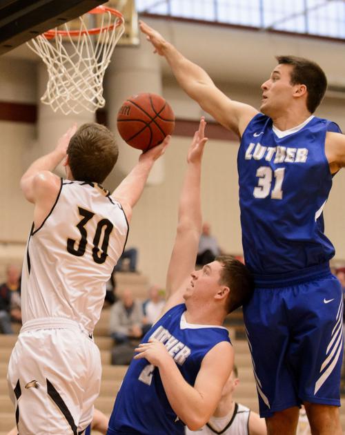Men S Luther College Vs Wesleyan 1 7 17 Local Journalstar Com