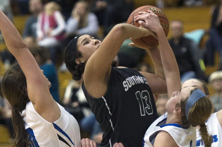 Lincoln Southwest vs. Lincoln East, HAC girls final, 12/30/17