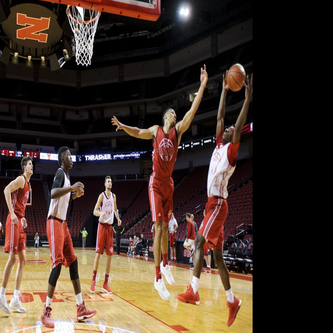 Huskers Get Under The Lights And Play During Open Scrimmage