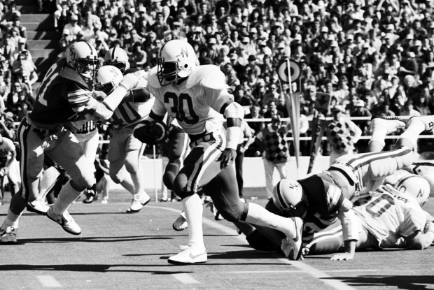 Coffeyville Football on X: 30 Days till kickoff! Former Heisman winner  Mike Rozier wore number 30. #RedSwarm #Huskers  / X