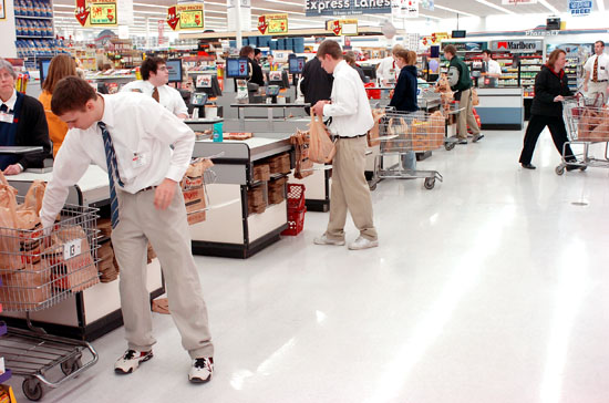 Hy Vee looking at expanding Williamsburg store