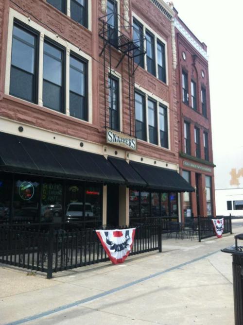 Clinton bar owner says he'll defy Pritzker's coronavirus order