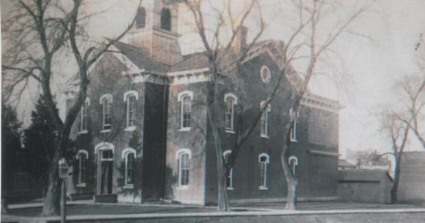 Sarpy County history : How Papillion became county seat