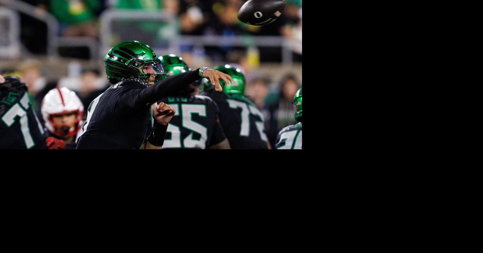 Oregon Edges Nebraska 17 14 as Dylan Raiola Rallies Ducks Late