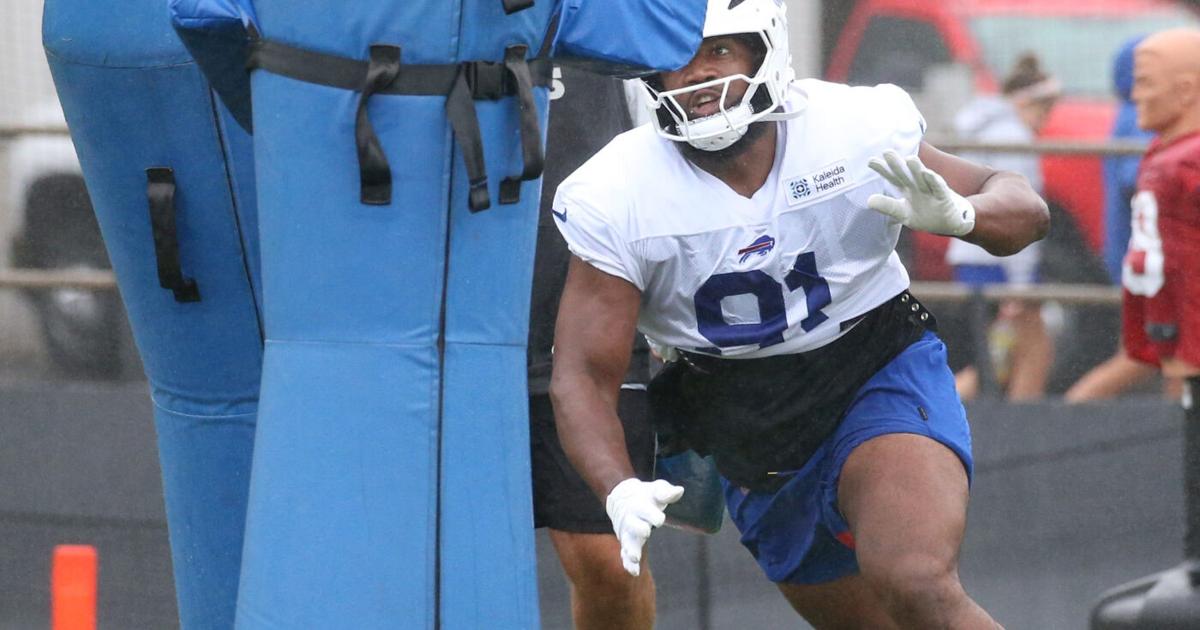 Ed Oliver at practice during training camp at St. John Fisher University.