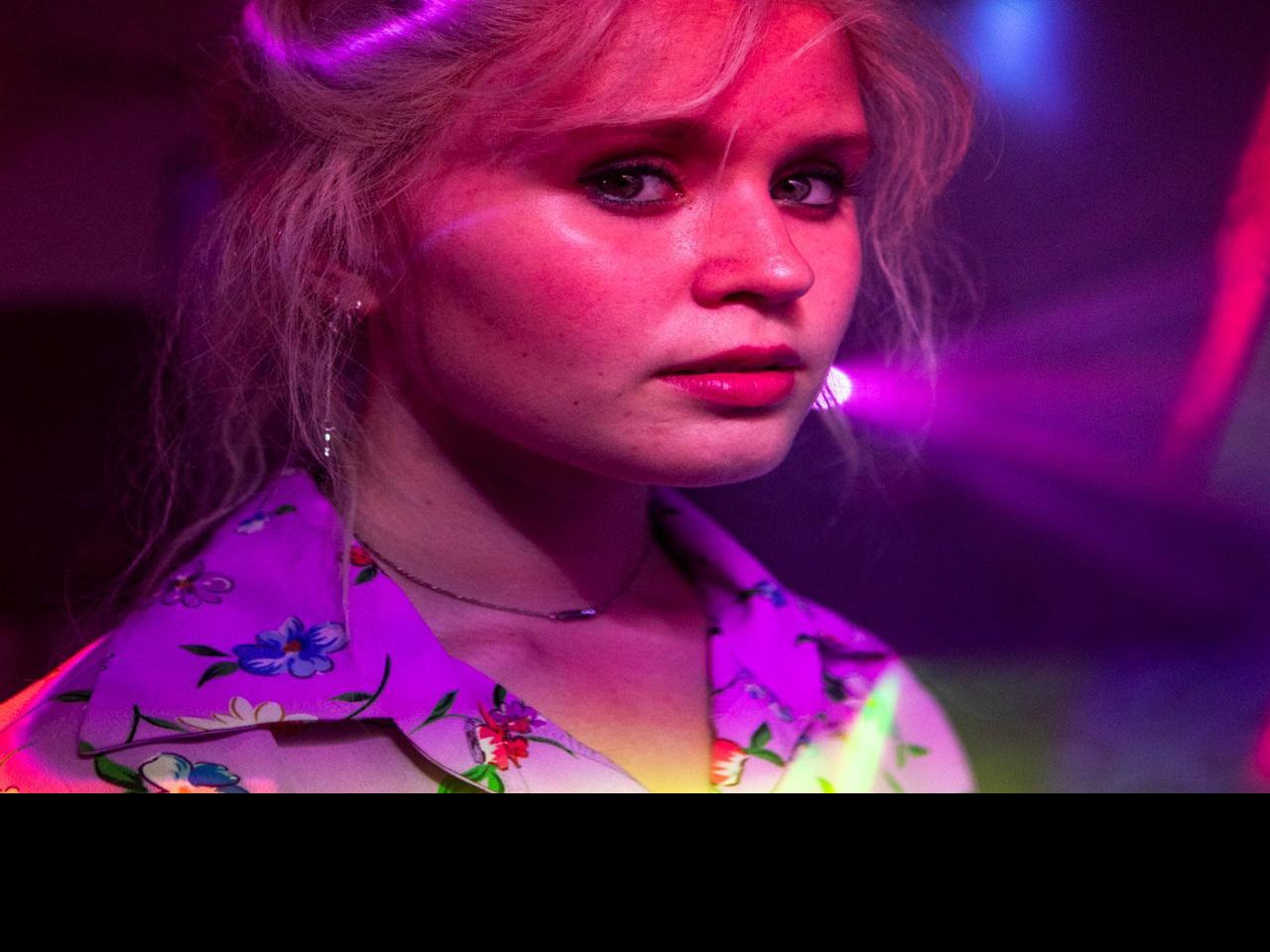 Review Babyteeth Is A Fearless Fresh Original Drama Powered By Young Star Eliza Scanlen Movies Journalstar Com Ben mendelsohn, eliza scanlen, and babadook star essie davis bring heartbreaking truth and realness to a film with shades of jane campion. star eliza scanlen