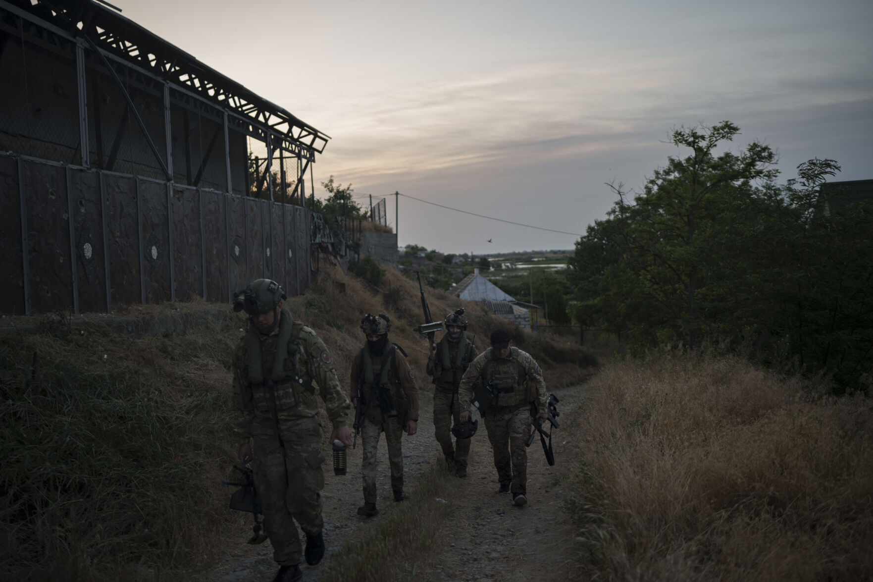 Ukraine s elite special forces lead covert counteroffensive