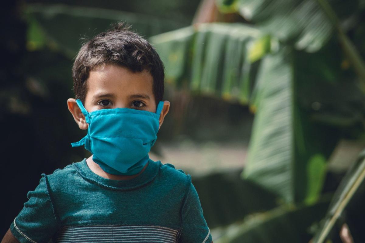 Kid with mask