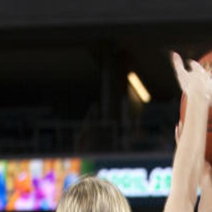 Girls A State Basketball The Glass Slipper Still Fits Norfolk