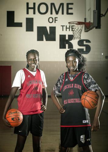 Gony sisters