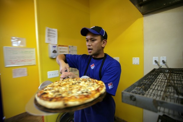 Americans Still Prefer Delivery, Takeout to Eating at a Restaurant - PMQ  Pizza Magazine