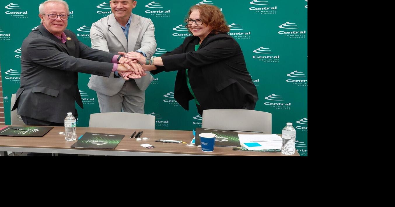 New transfer agreements could help CCC students earn advanced degrees without moving