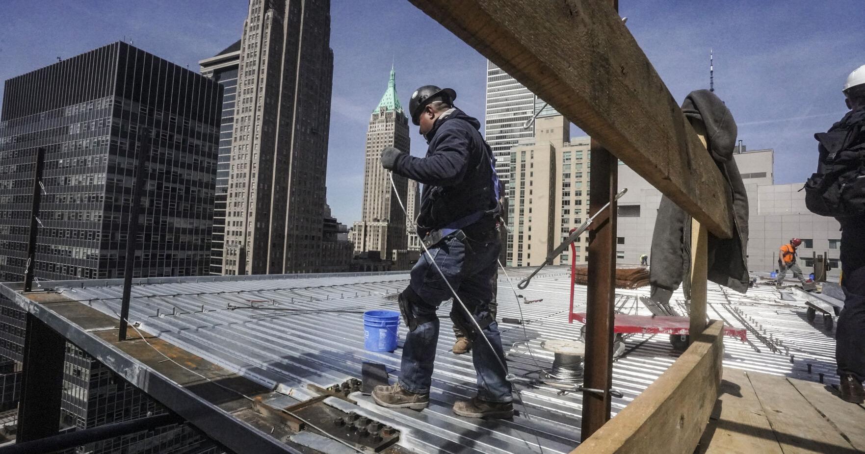 Nebraska unemployment rate drops below 2% - Vimarsana News