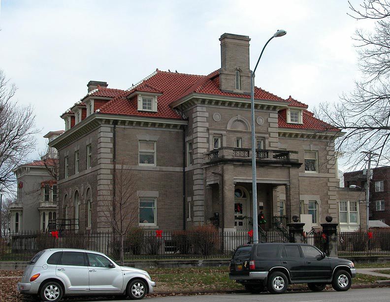 Historic Ferguson House opens for holiday tours