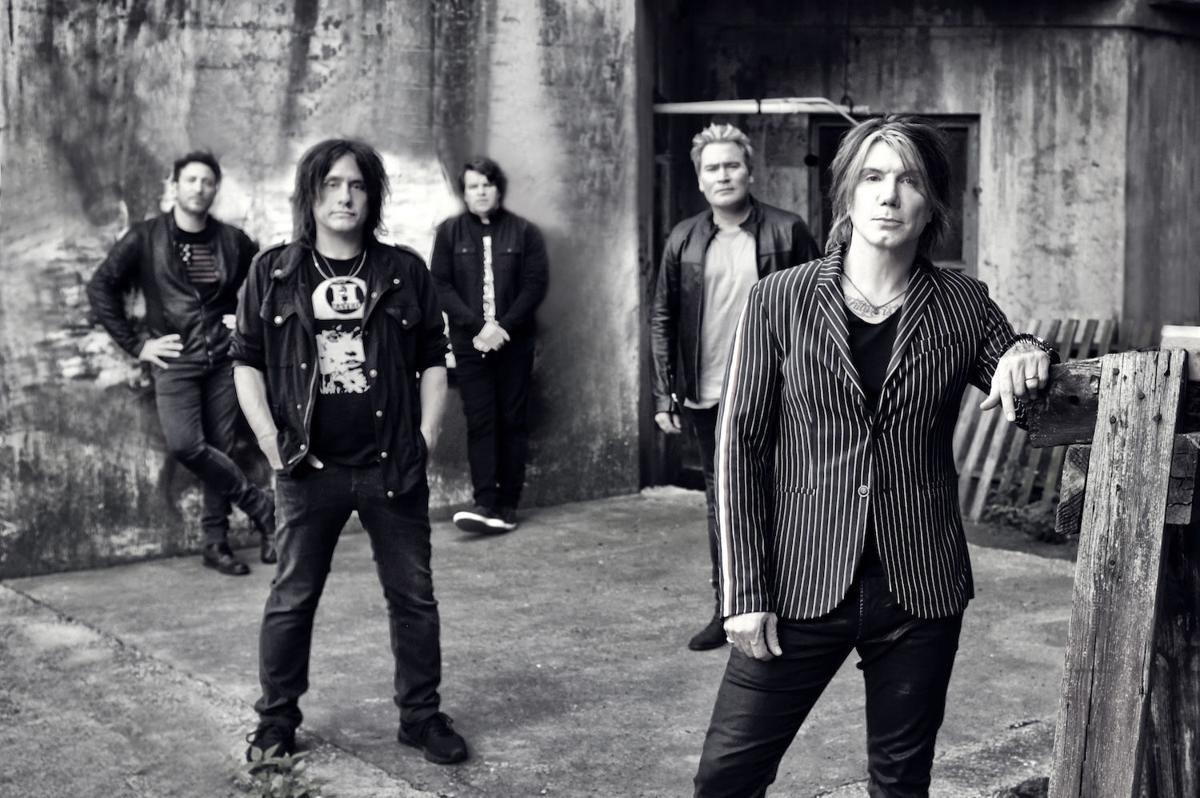 Goo Goo Dolls And Their Families Hitting The Road Again