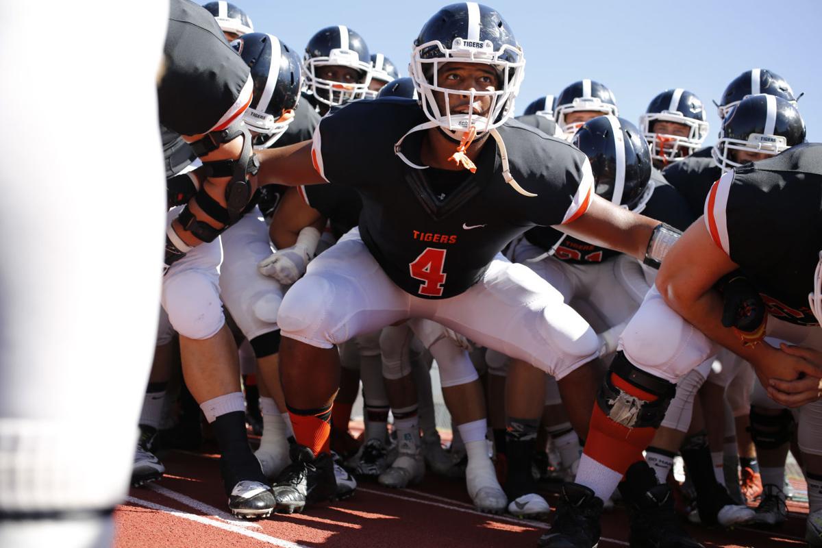 Photo Northwestern vs. Doane football