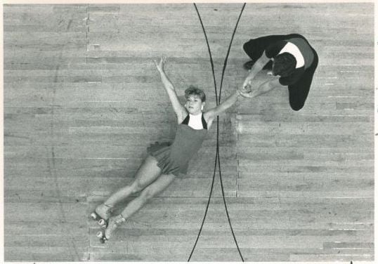 Swinging Skater