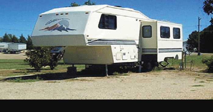 Collins 5th Wheel, '94 - 29', one slide, new stove