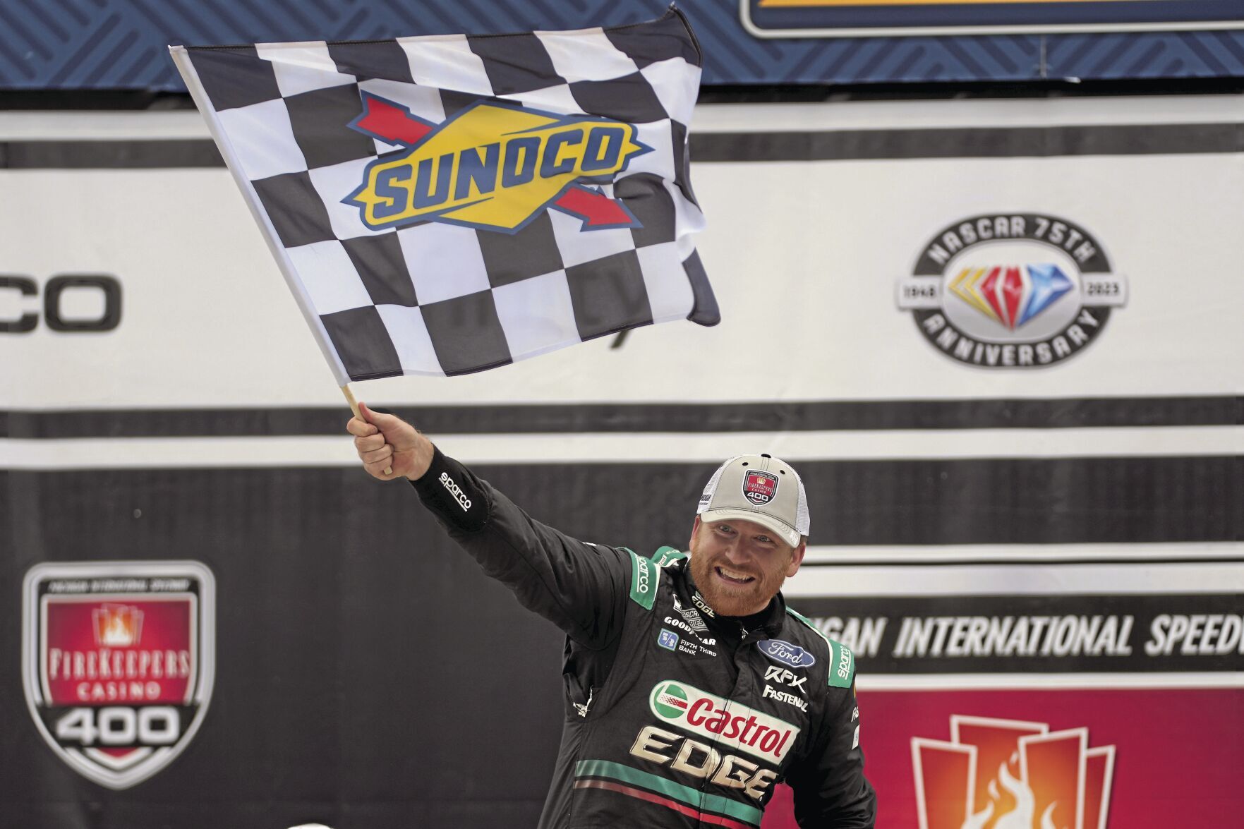 Buescher wins 2nd straight NASCAR Cup race at Michigan