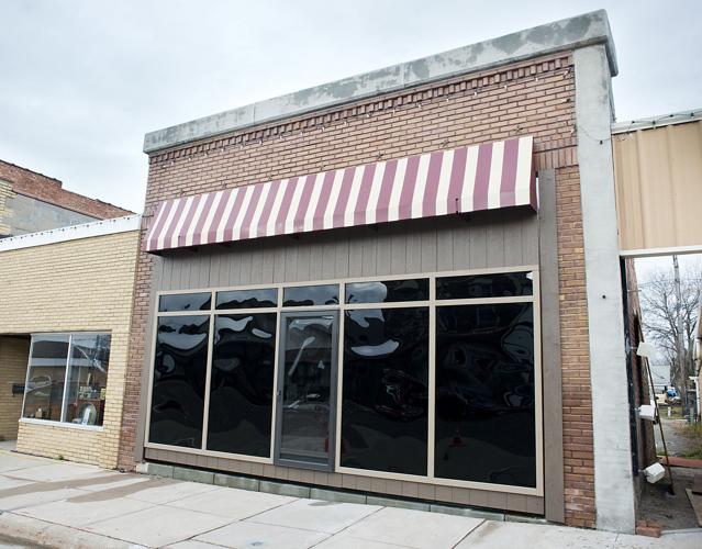 Lyons Theater