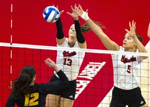 No. 1 Nebraska volleyball sweeps Missouri, advances to 12th straight NCAA Sweet 16