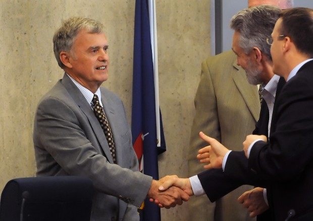 Mayor Chris Beutler