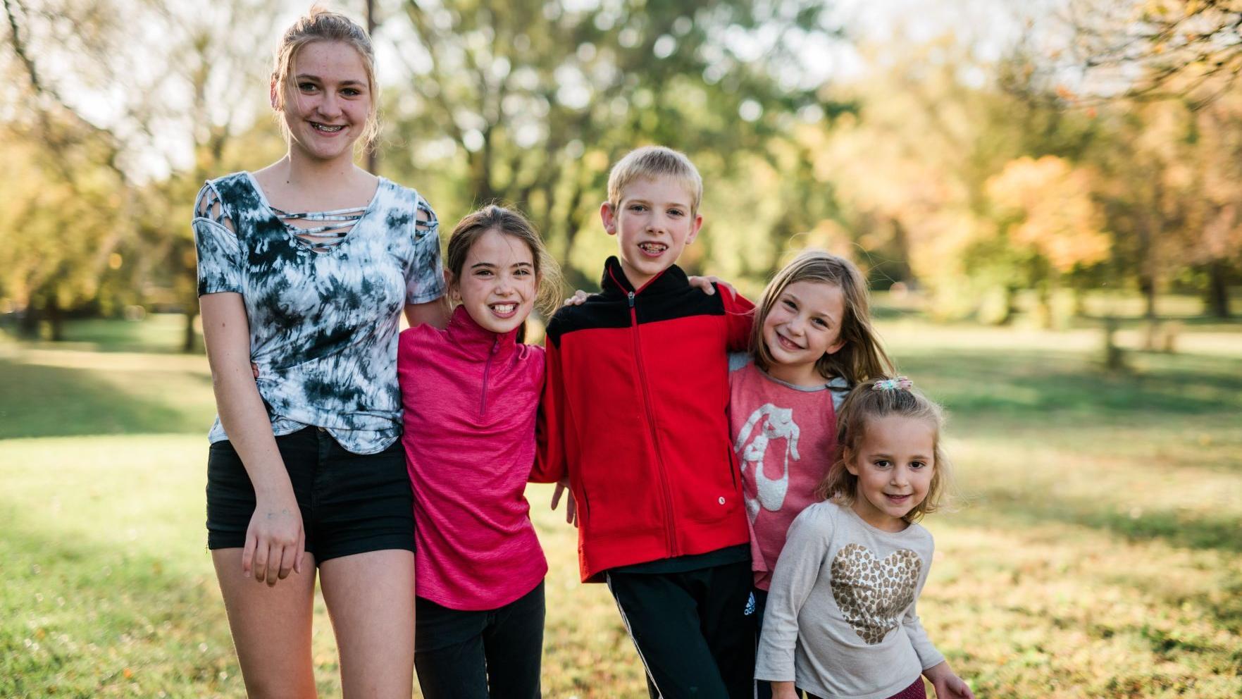 'Bonus family': Five siblings adopted by three different families - Vimarsana News