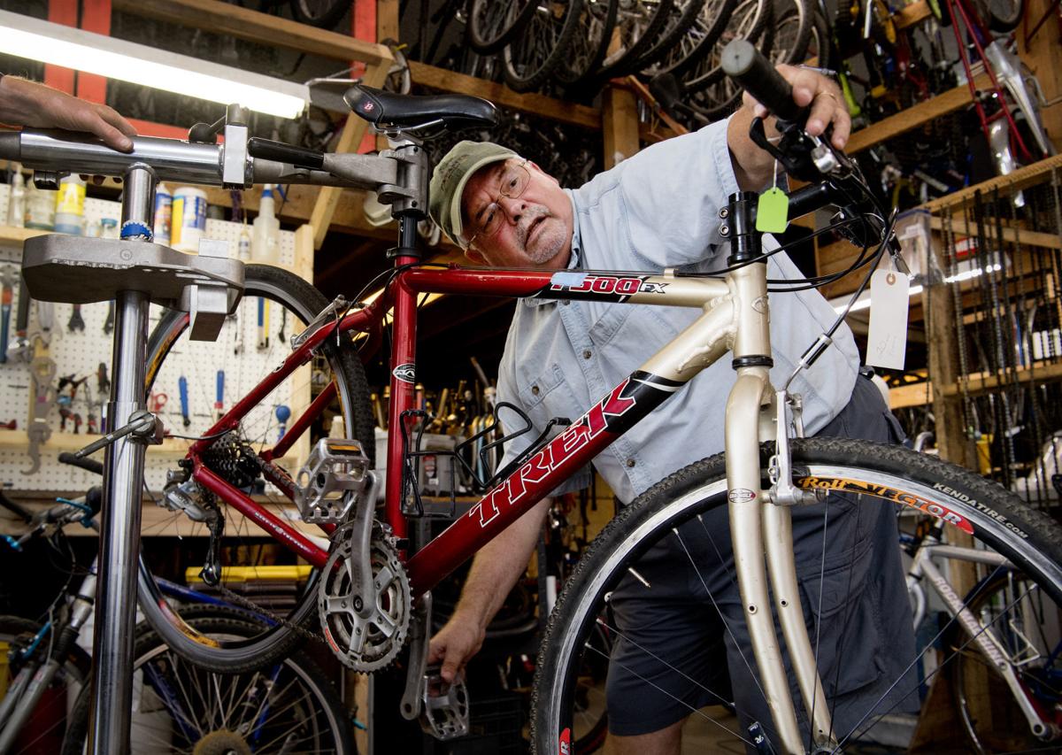Cheap Rides Ready To Roll Lincoln Bike Kitchen Plans First Sale