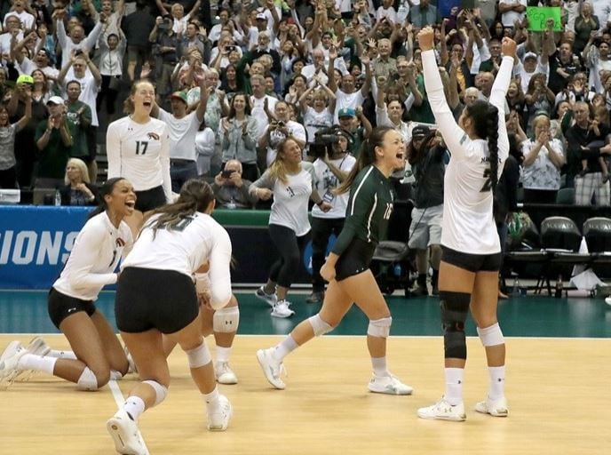 Hawaii, NU's next opponent, is undersized, but the Rainbow Wahine 'can