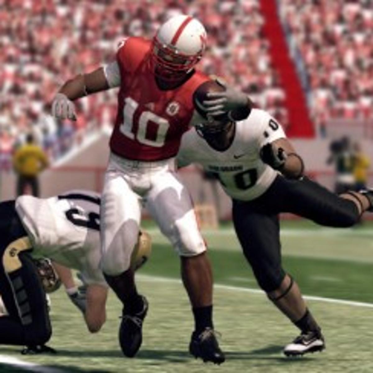Review New Ncaa Football 11 Is One Of The Best Ever Entertainment Journalstar Com