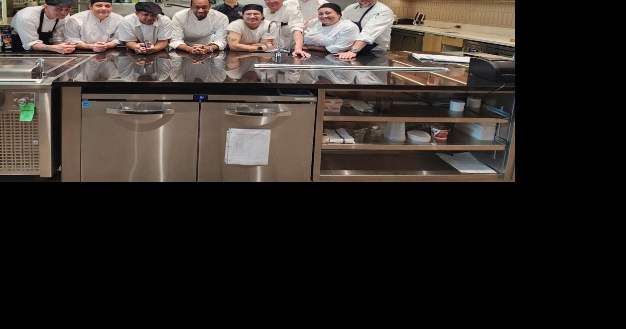 Former Omaha chef 'blown away' after Obama thanks crew at new presidential center