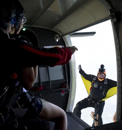 Skydiving family
