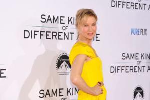 Renée Zellweger Looks Just Like Judy Garland In This Upcoming Movie