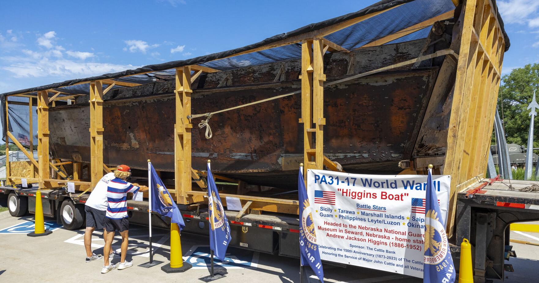 How a group of people brought a WWII boat found submerged in California mud to Nebraska - Vimarsana News