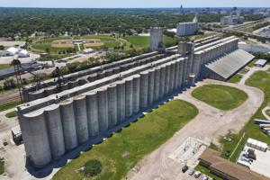 North Lincoln grain elevator will soon come down after it was purchased at auction