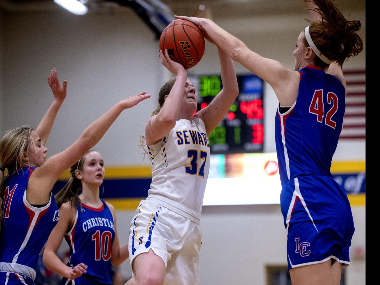 Top Ranked Lincoln Christian Uses Furious Second Half Rally To
