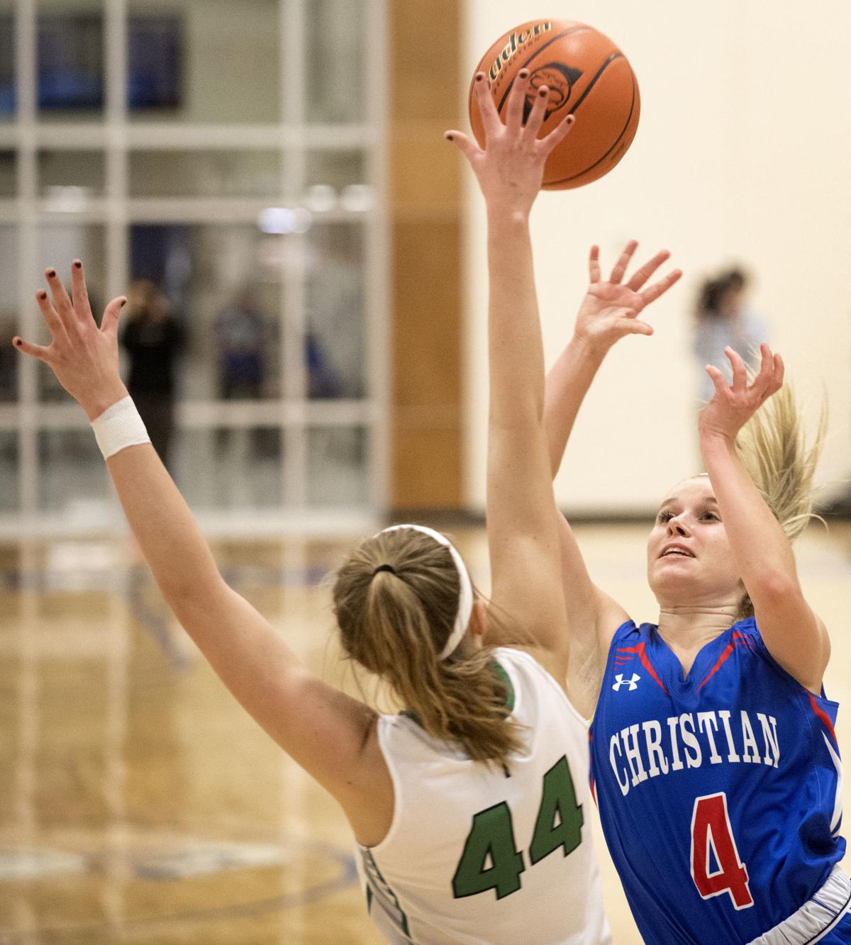 Girls Districts Columbus Scotus Rallies To Topple Lincoln